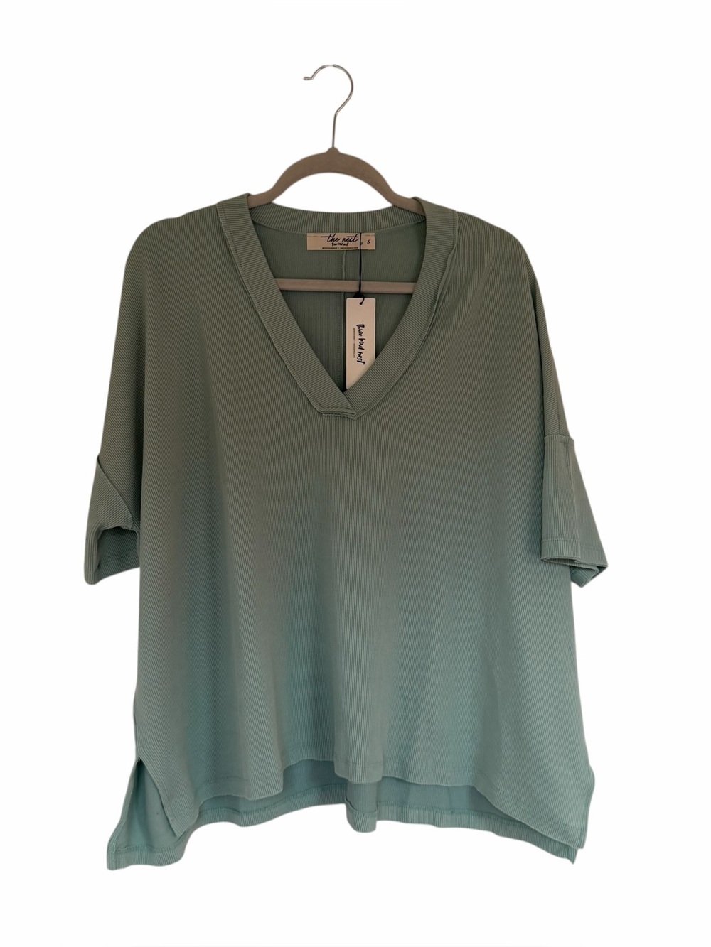 Three Bird Nest women's Sz S On The Go V-Neck Ribbed Essential Tee in sage green